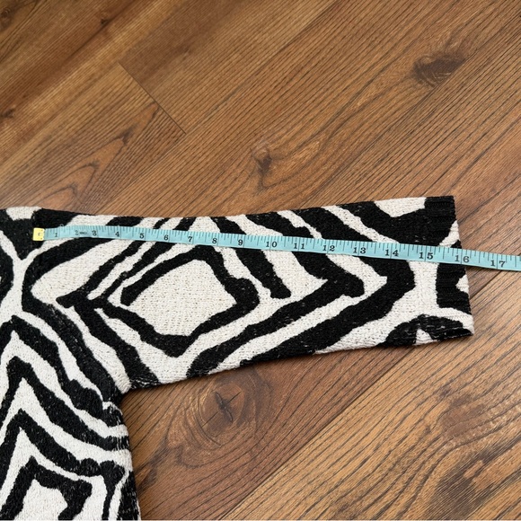 Marisa Christina Black and White Knit Cardigan - Picture 5 of 5